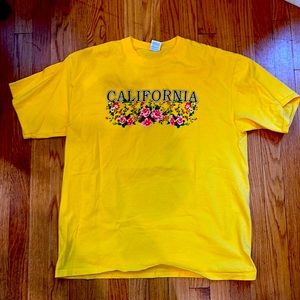 California Yellow Large T-shirt